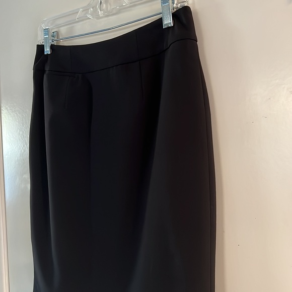 Calvin Klein Women’s skirt. - Picture 2 of 7